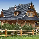 Chalet Osada Maruszyna *