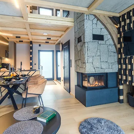 Chalet Osada Maruszyna *