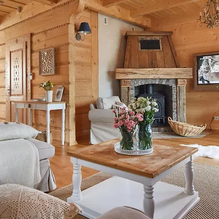 Osada Maruszyna Alpesi faház Szaflary