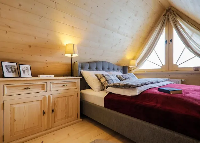 Osada Maruszyna Domek alpejski